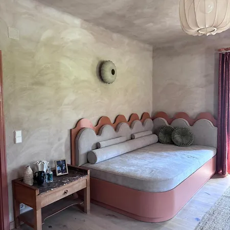 Larogys Hideaway Apartman