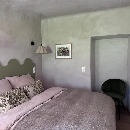 Larogys Hideaway Apartman