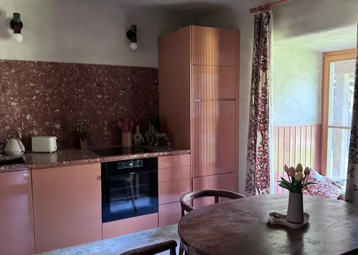 Larogys Hideaway Апартаменты Хермагор