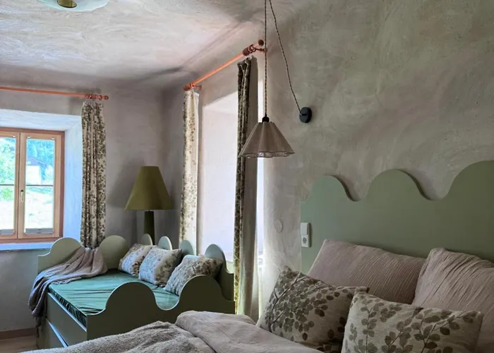 Larogys Hideaway Апартаменты Хермагор