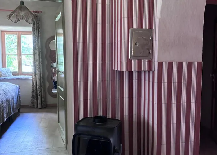 Апартаменты Larogys Hideaway *